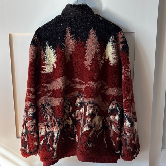 Kith Sherpa - Picture 4 of 4